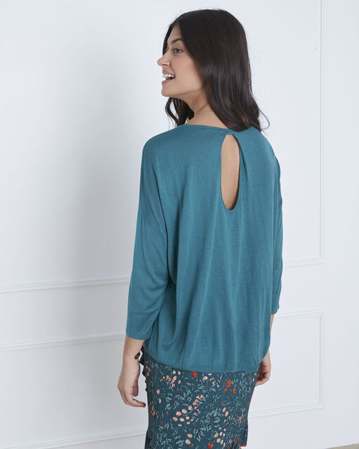 Pull bleu encolure raffinée avenir canard.