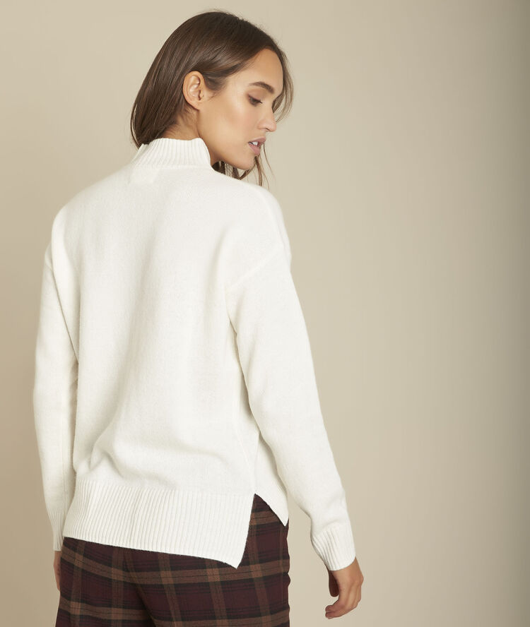 Pullover mit stehkragen weiß fabago creme.