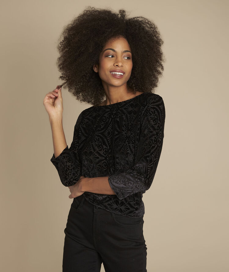 Top met reli&euml;f zwart crystal noir.