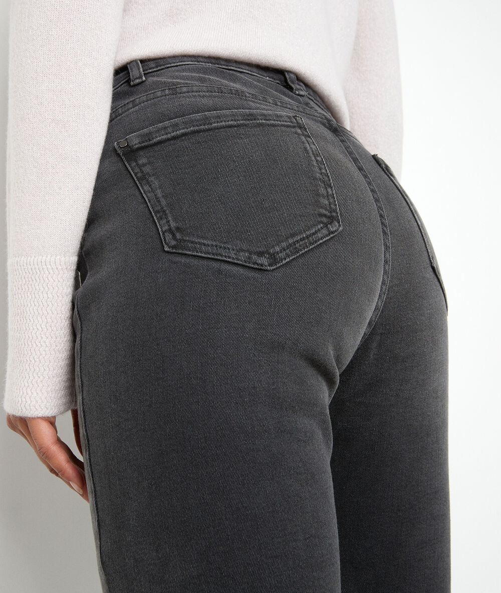 Jean slim en coton gris foncé et broderies nadia gris fonce.