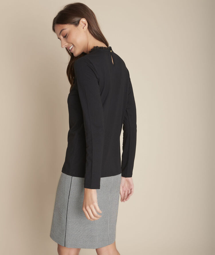 Tee-shirt noir encolure plumetis calista noir.