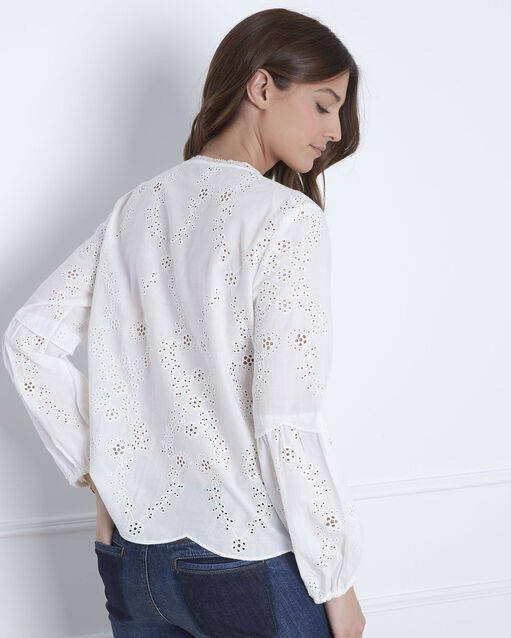 Blouse blanche dentelle guipure vabre blanc.