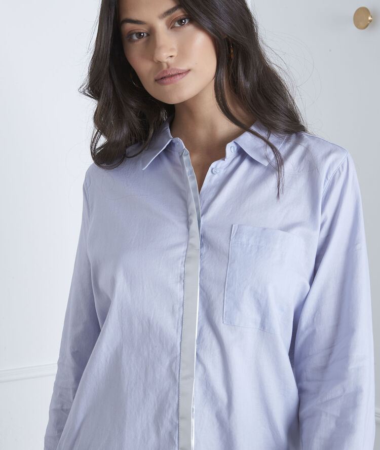 Blauw hemd met zilverkleurig detail valza bleu ciel.