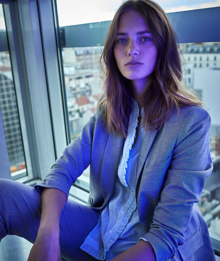Veste tailleur croisée fil à fil taly gris pale.