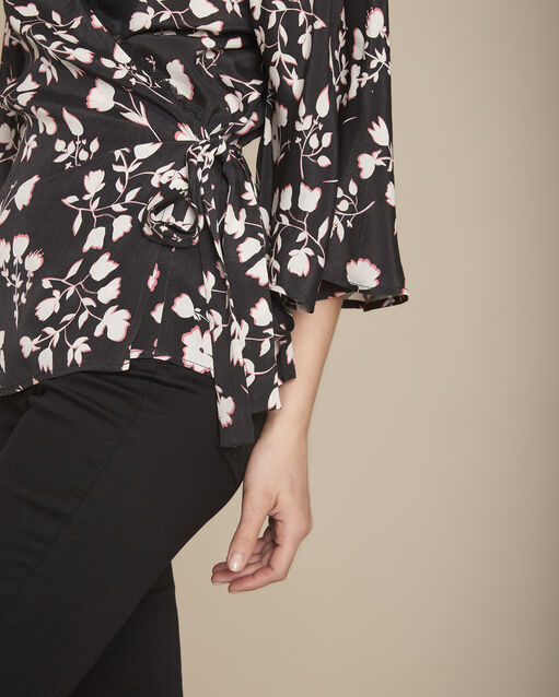 Blouse kimono imprimé fleuri milan noir.