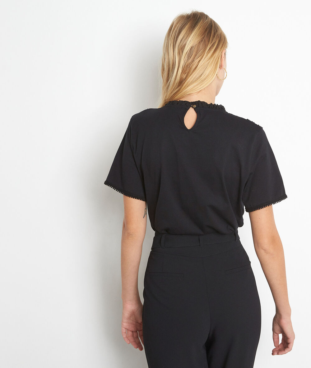 Tee-shirt en dentelle dixie noir.