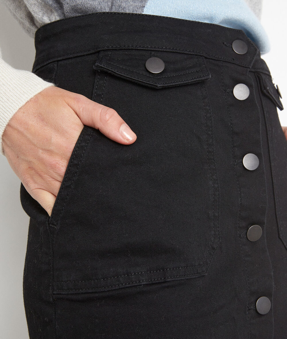 Jupe boutonnée en coton noire ambre noir.