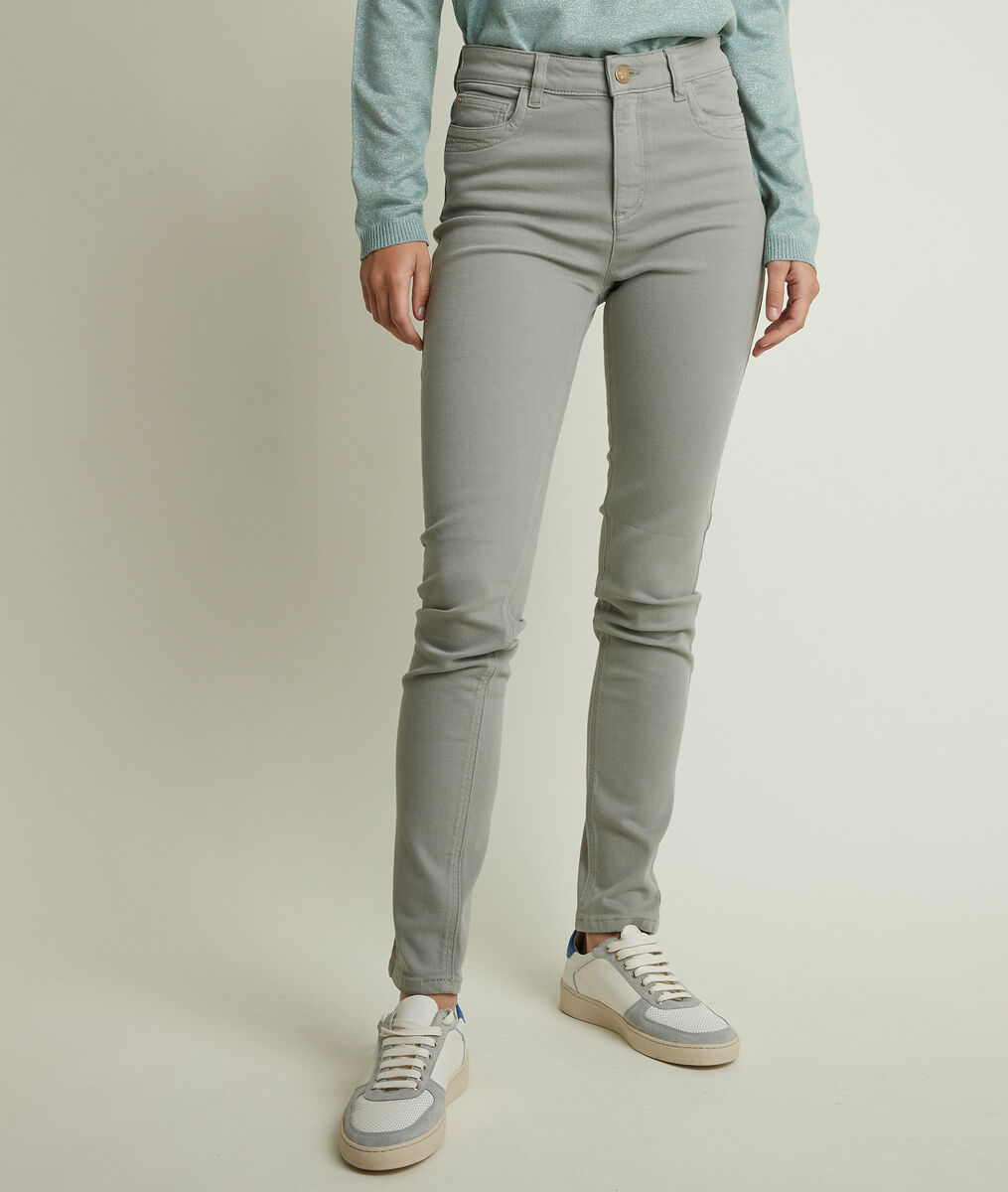 L'iconique slim : jean céladon en coton recyclé Suzy | 1-2-3 L'iconique slim : jean céladon en coton recyclé Suzy PhotoZ | 1-2-3