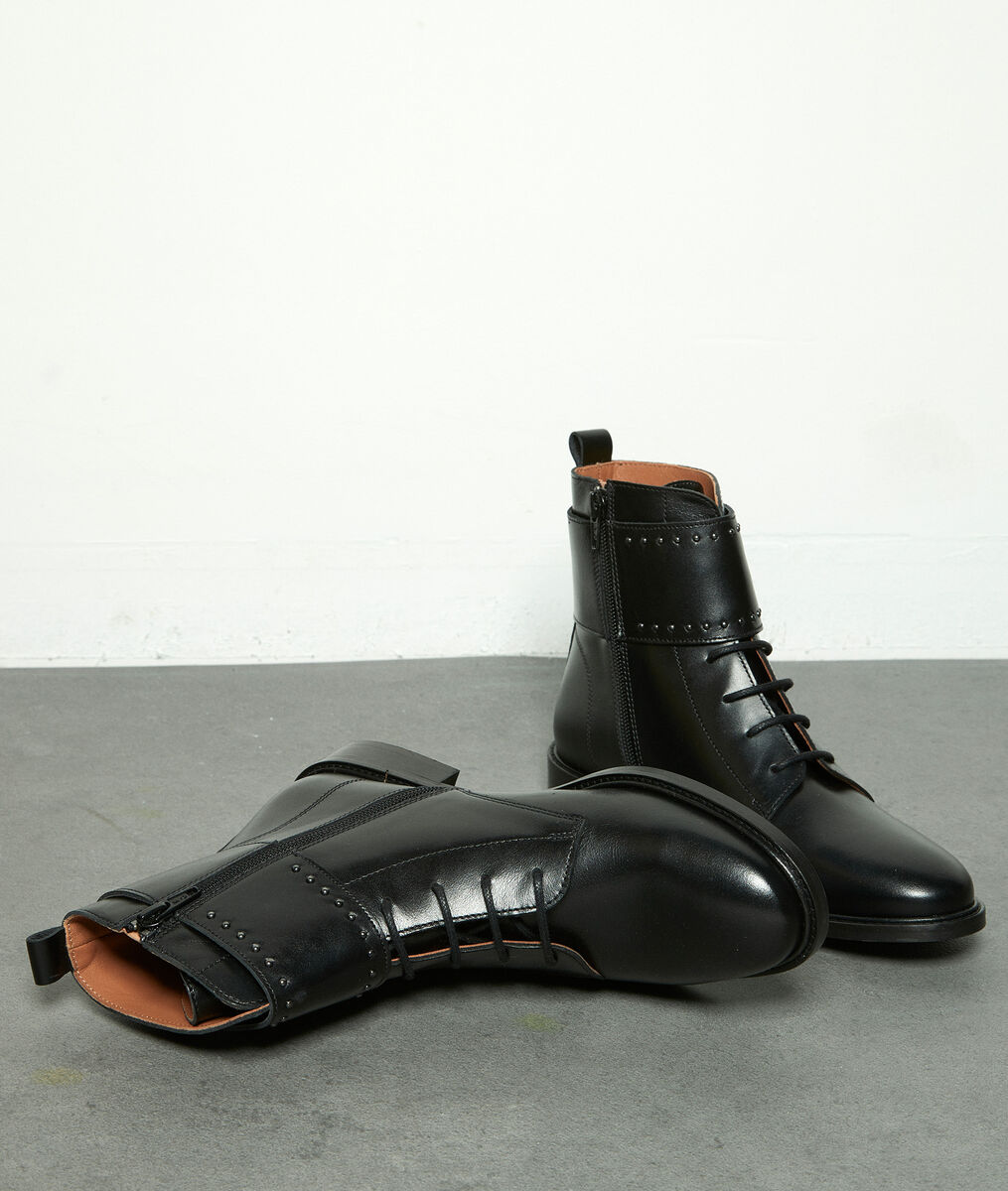Boots rangers en cuir clouté noir Holy | 1-2-3 Boots rangers en cuir clouté noir Holy PhotoZ | 1-2-3