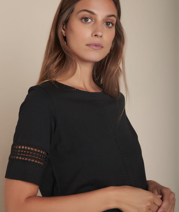 Tee-shirt noir en dentelle Cadix | 1-2-3 Tee-shirt noir en dentelle Cadix PhotoZ | 1-2-3