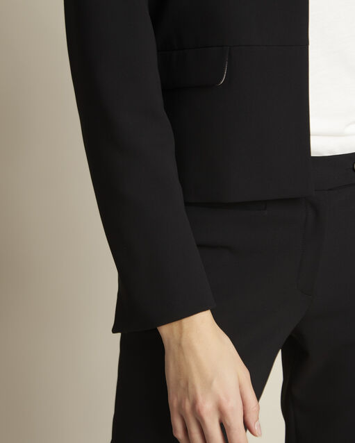 Veste noire poches à rabat microfibre Charme (2) - Maison 123