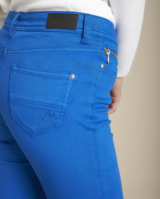 L'iconique slim bleu cobalt sultan bleu.