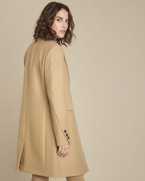 Manteau beige en laine plume bouton d`or.