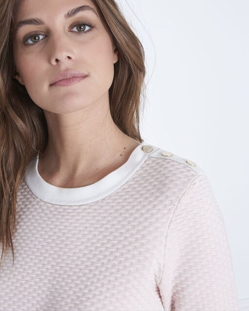Blassrosa pullover mit 3/4-ärmeln ananas puder.