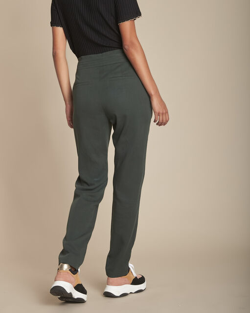 Pantalon vert foncé cigarette elfe vert anglais.