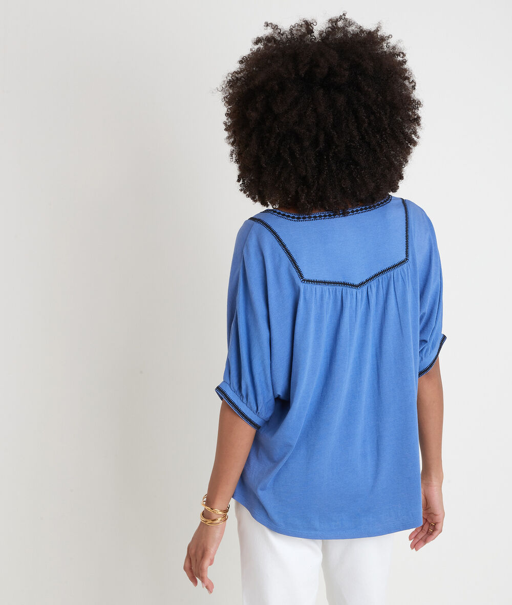 Loose blauw t-shirt met borduurwerk eglantine denim brut.