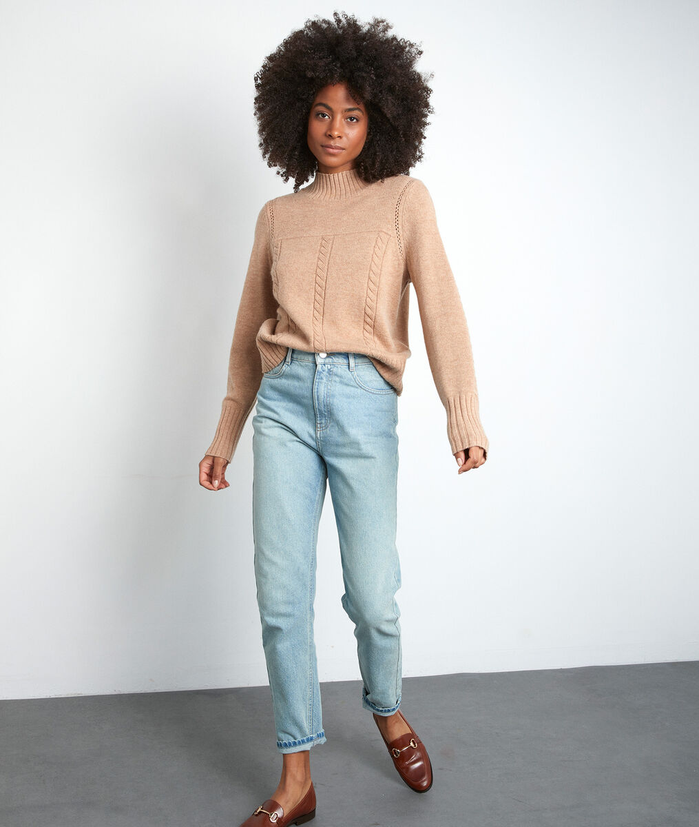 Pull en laine recyclée à col cheminée et torsades beige Thalassa | 1-2-3 Pull en laine recyclée à col cheminée et torsades beige Thalassa PhotoZ | 1-2-3