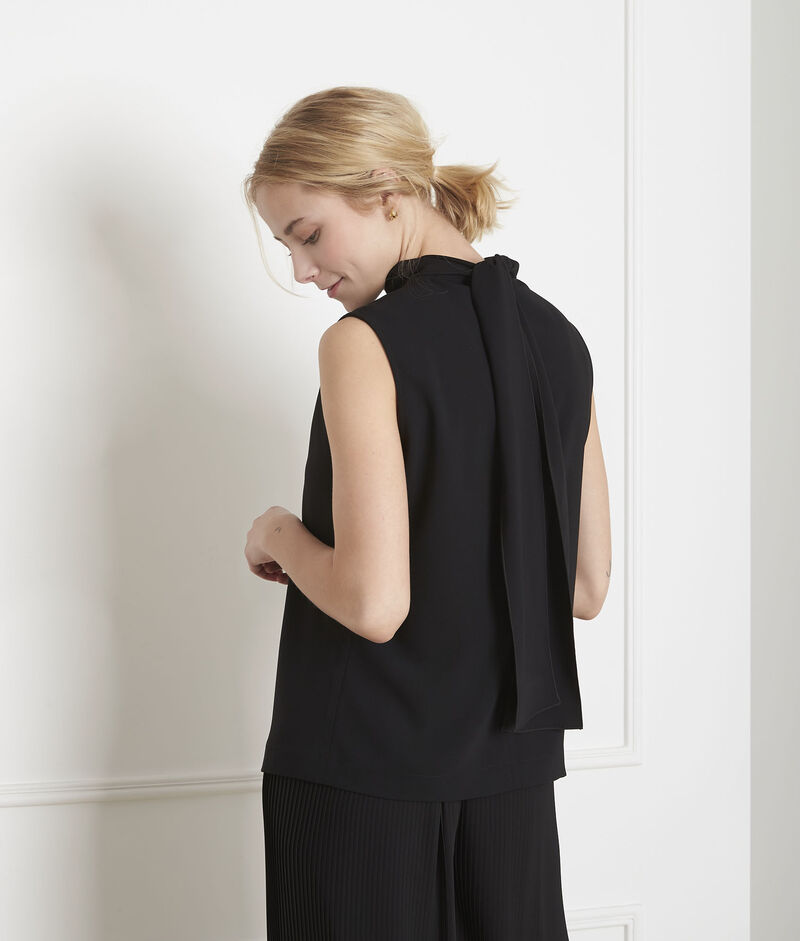 Schwarzes top mit schalkragen chimene schwarz.