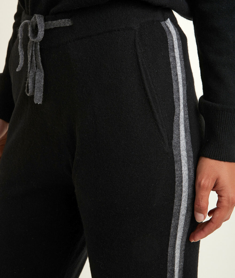 Pantalon en laine et cachemire rituel noir.