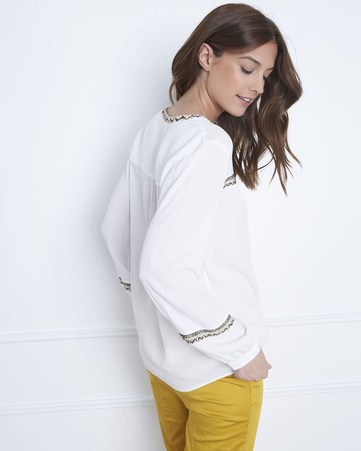 Ecrufarbene bluse ethno-stickerei violette ecru.