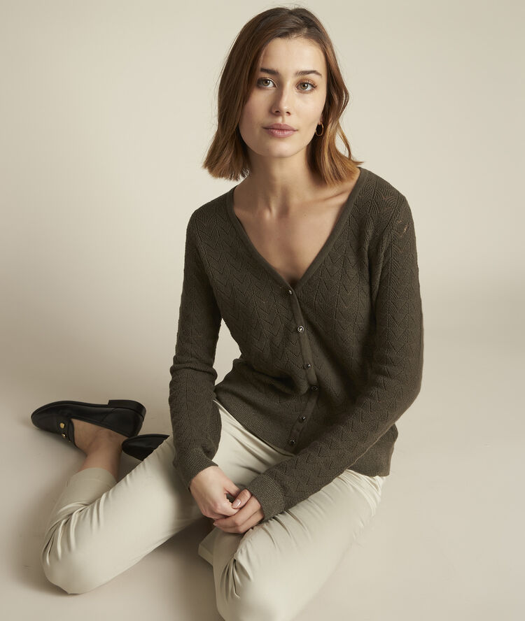 Kaki vest met ajour dalmatien kaki.