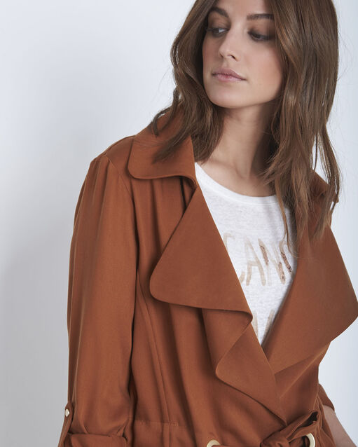Veste acajou fluide détail oeillets felicita caramel.