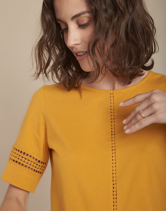 Tee-shirt jaune en dentelle Cadix | 1-2-3 Tee-shirt jaune en dentelle Cadix PhotoZ | 1-2-3