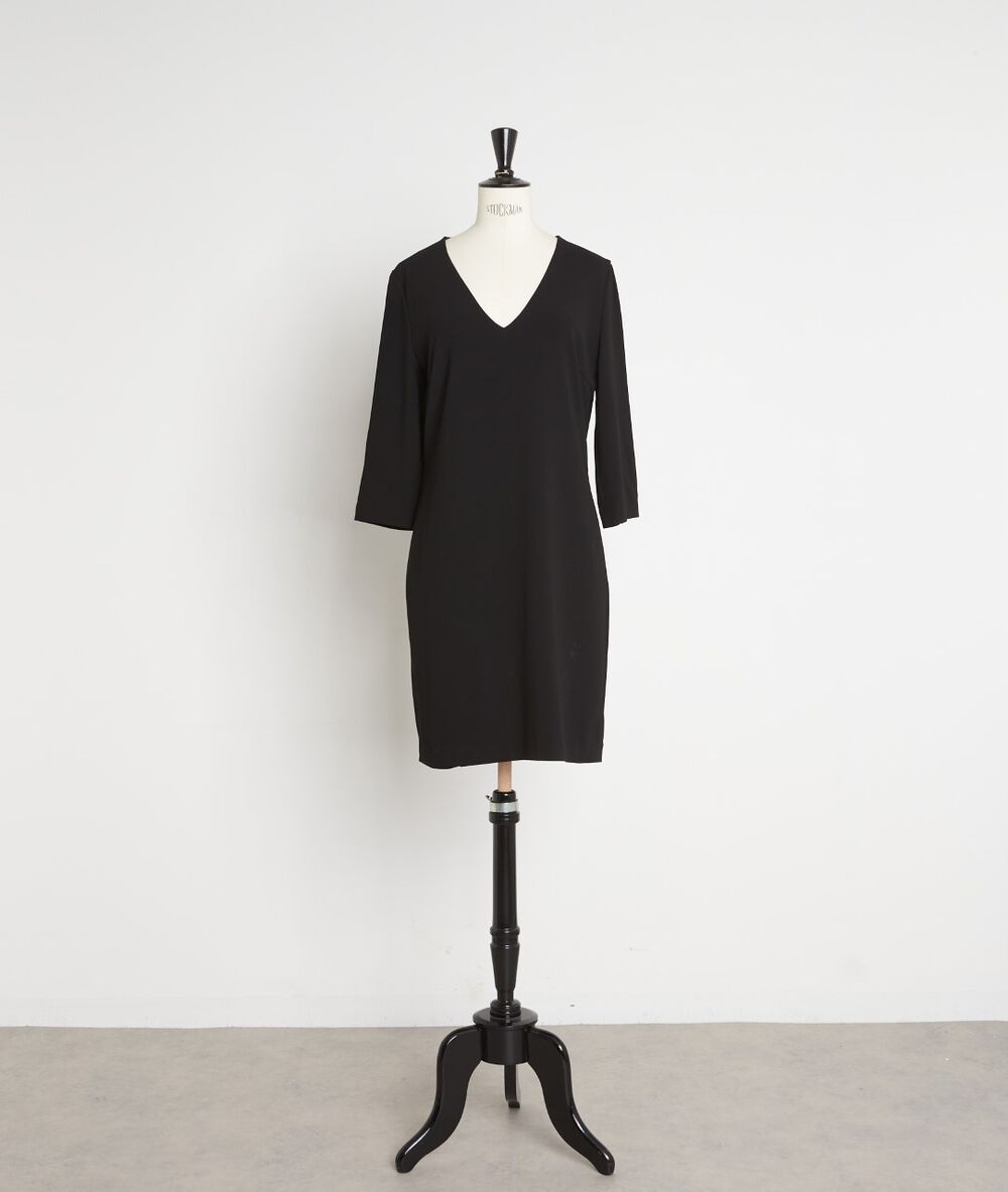La petite robe noire idéale sienna noir.