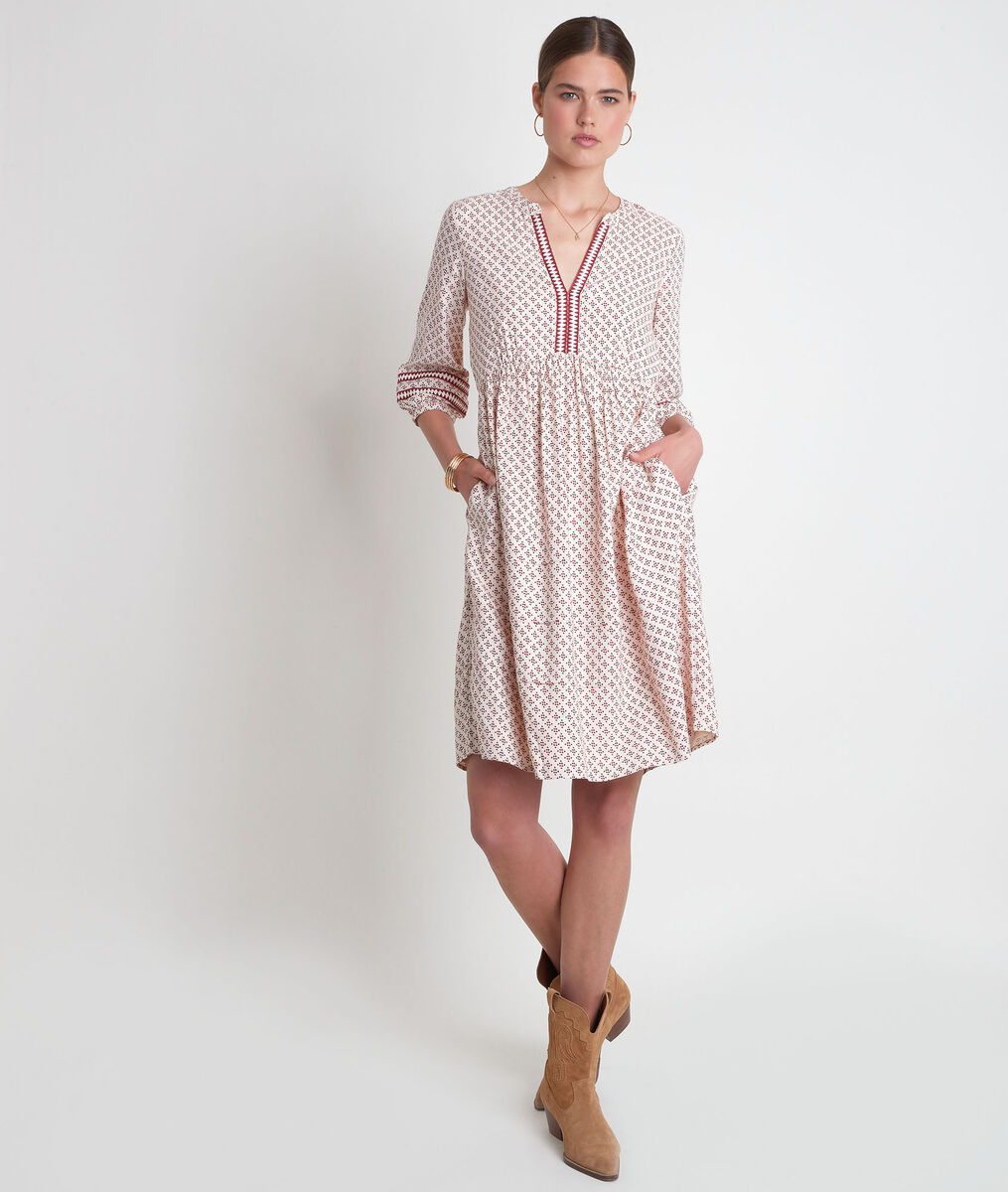 Robe courte et fluide imprimée écrue et bordeaux Suzanne | 1-2-3 Robe courte et fluide imprimée écrue et bordeaux Suzanne PhotoZ | 1-2-3