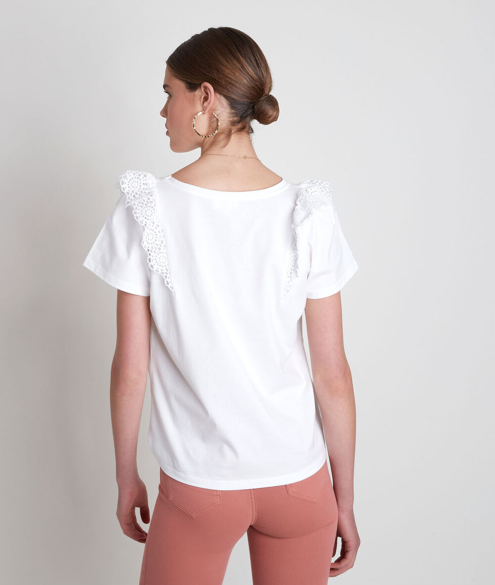 Tee-shirt en coton biologique à broderies blanc eclat ecru.