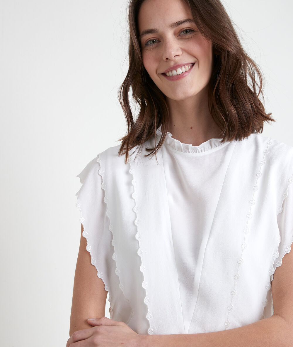 Robe écrue brodée mounia ecru.