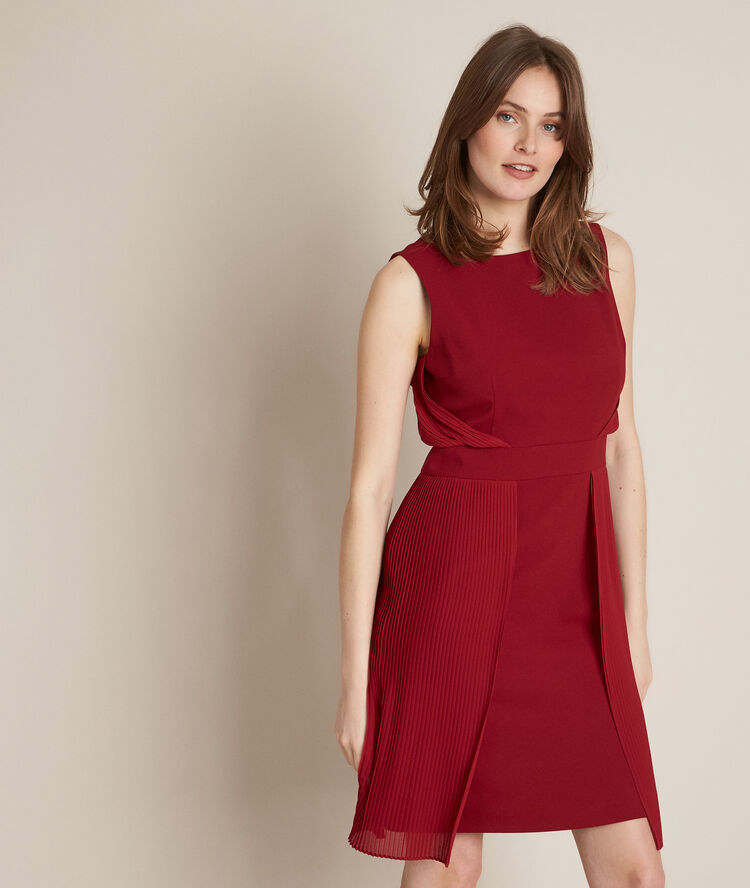 Robe pliss&eacute;e rouge orlande lagon.