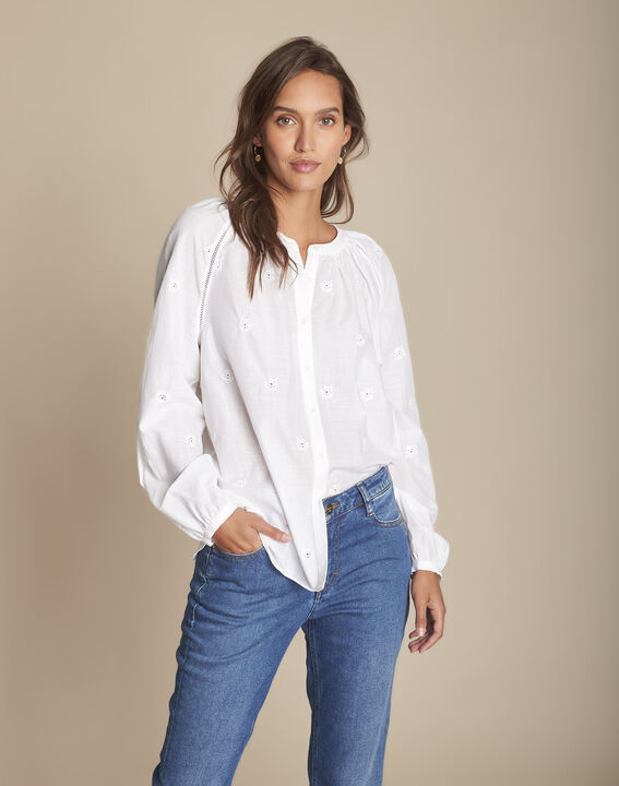 blouse blanche en broderie anglaise Maina | 1-2-3 blouse blanche en broderie anglaise Maina PhotoZ | 1-2-3