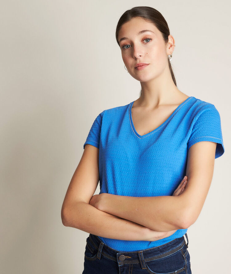 Tee-shirt bleu reglisse cassis.