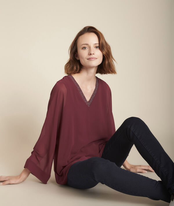 Blouse grenat col V brillant Mara | 1-2-3 Blouse grenat col V brillant Mara PhotoZ | 1-2-3