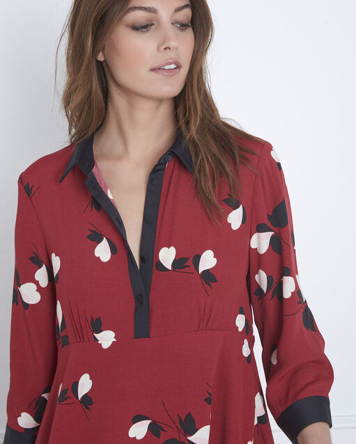 Robe rouge imprimée lamour grenat.