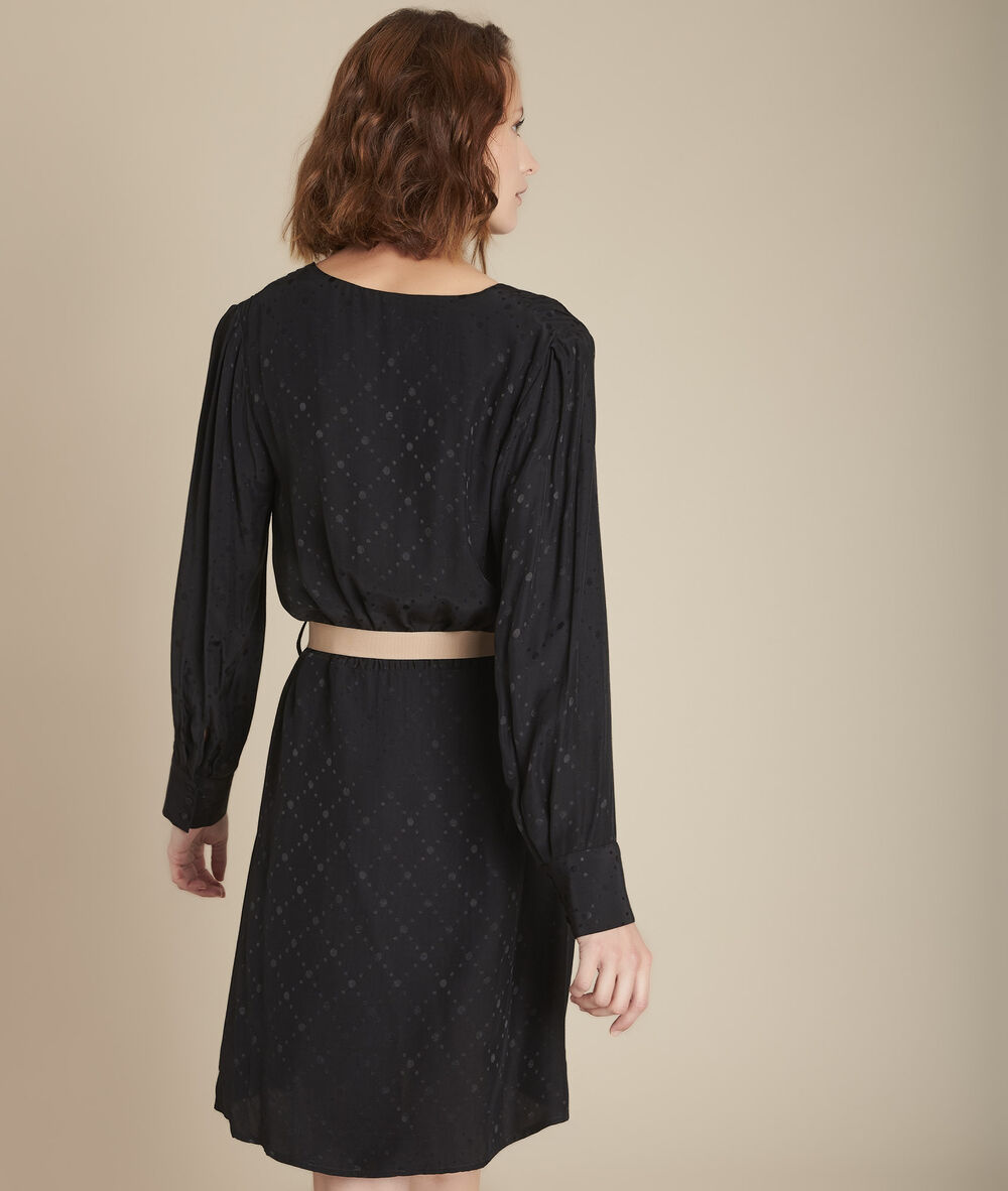 Robe en jacquard ceinturée iliesse noir.