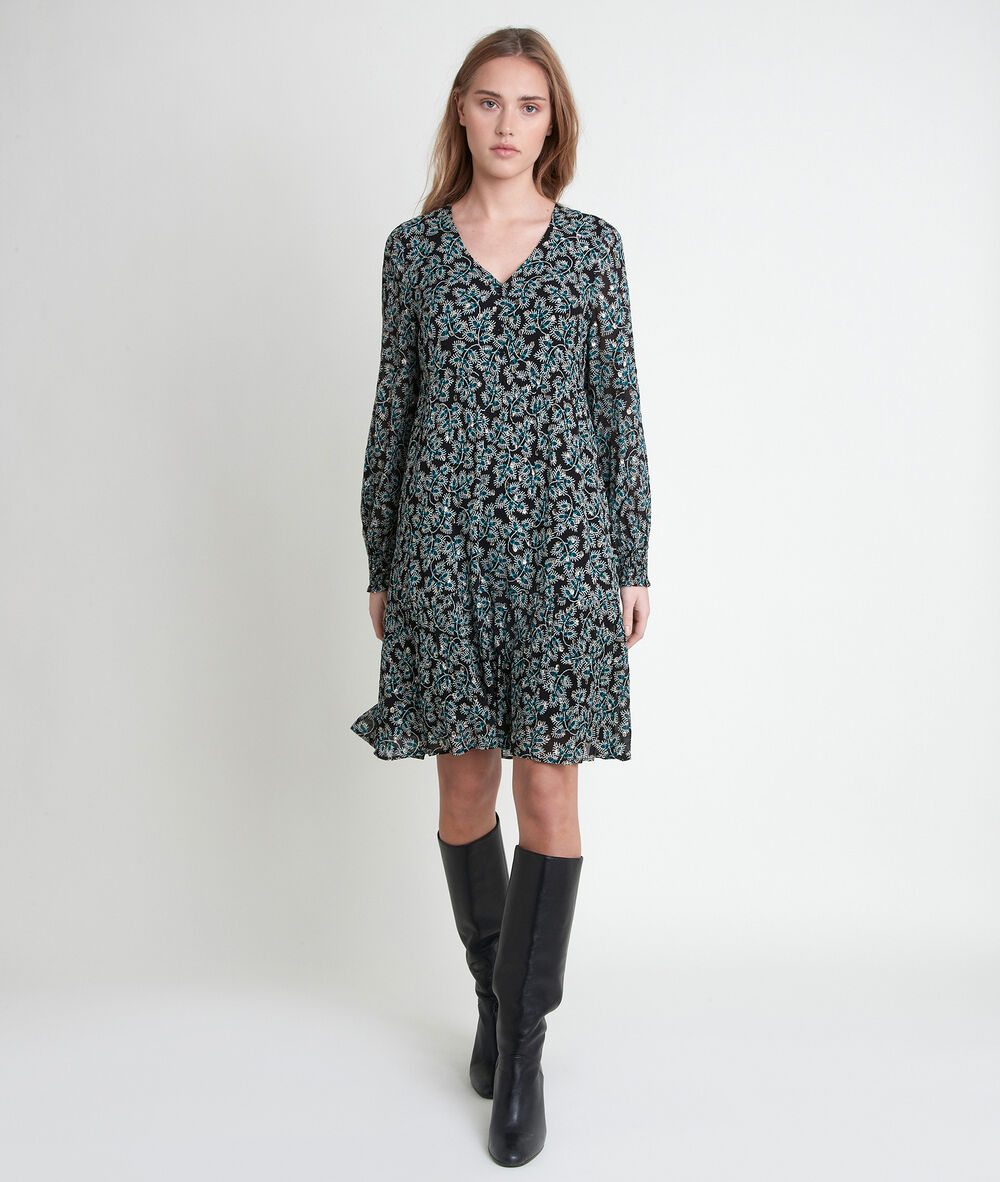 Zypressenfarbenes kleid mit printmuster nikita cypres.