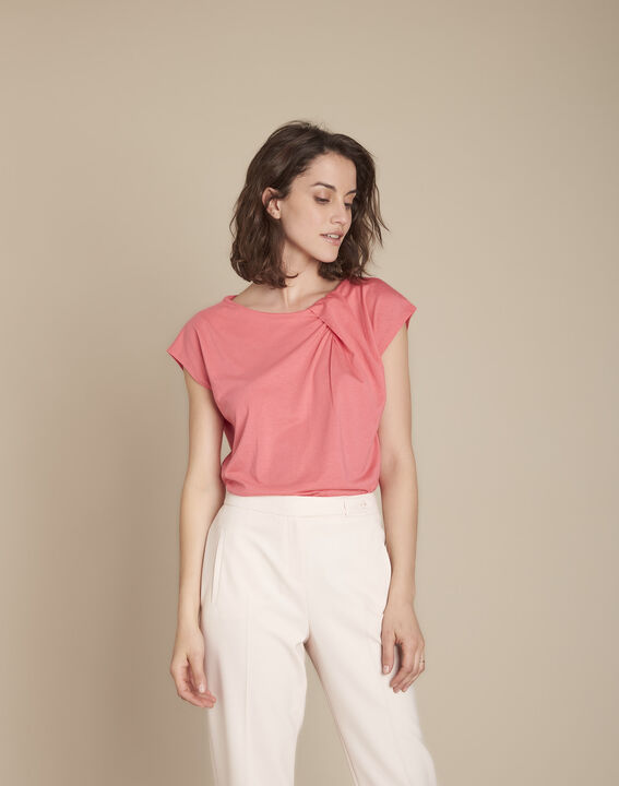 Tee-shirt rose encolure drapée Caline | 1-2-3 Tee-shirt rose encolure drapée Caline PhotoZ | 1-2-3