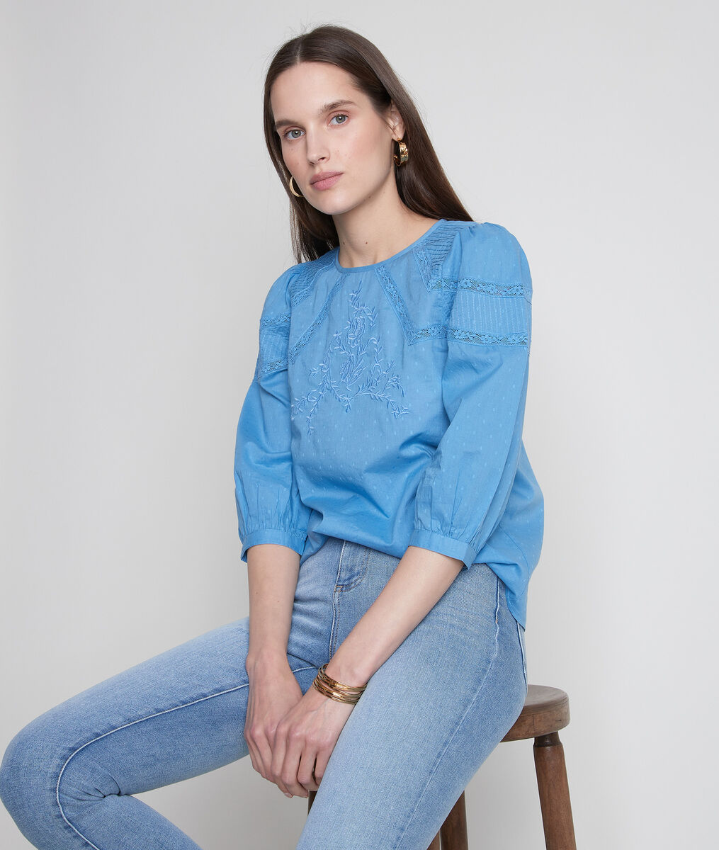 Blauwe katoenen blouse met borduurwerk Amelie | 1-2-3 Blauwe katoenen blouse met borduurwerk Amelie PhotoZ | 1-2-3