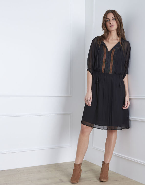 Robe noire brodée Lotus | 1-2-3 Robe noire brodée Lotus PhotoZ | 1-2-3