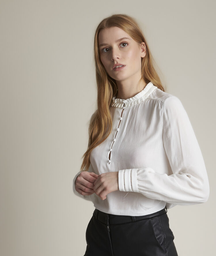 Blouse &agrave; col pliss&eacute; elorine ecru.