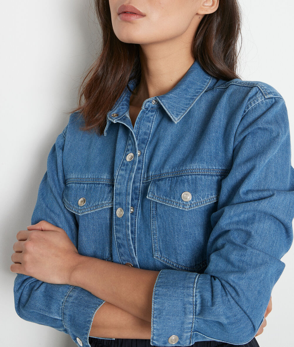 Chemise large en denim arlene denim brut.