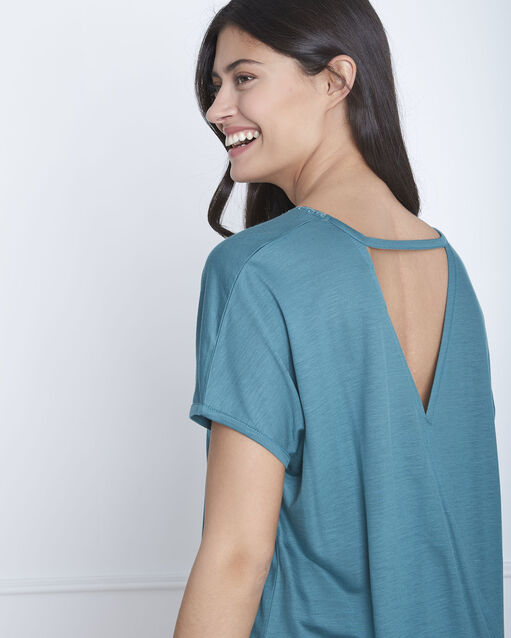 Tee-shirt vert dentelle encolure papaye canard.