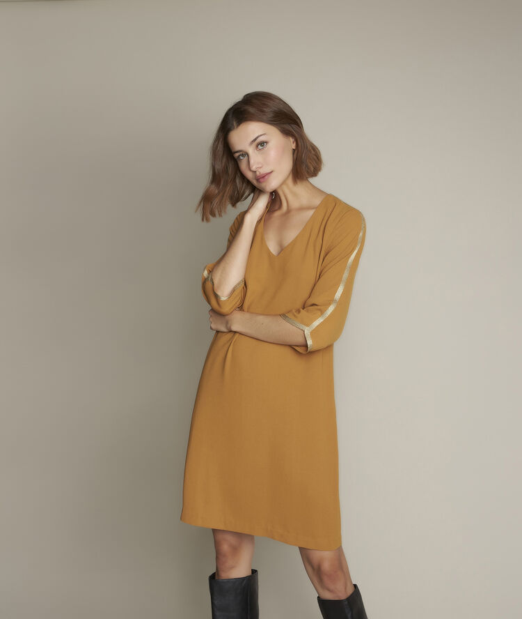 Robe jaune clémentine miel.