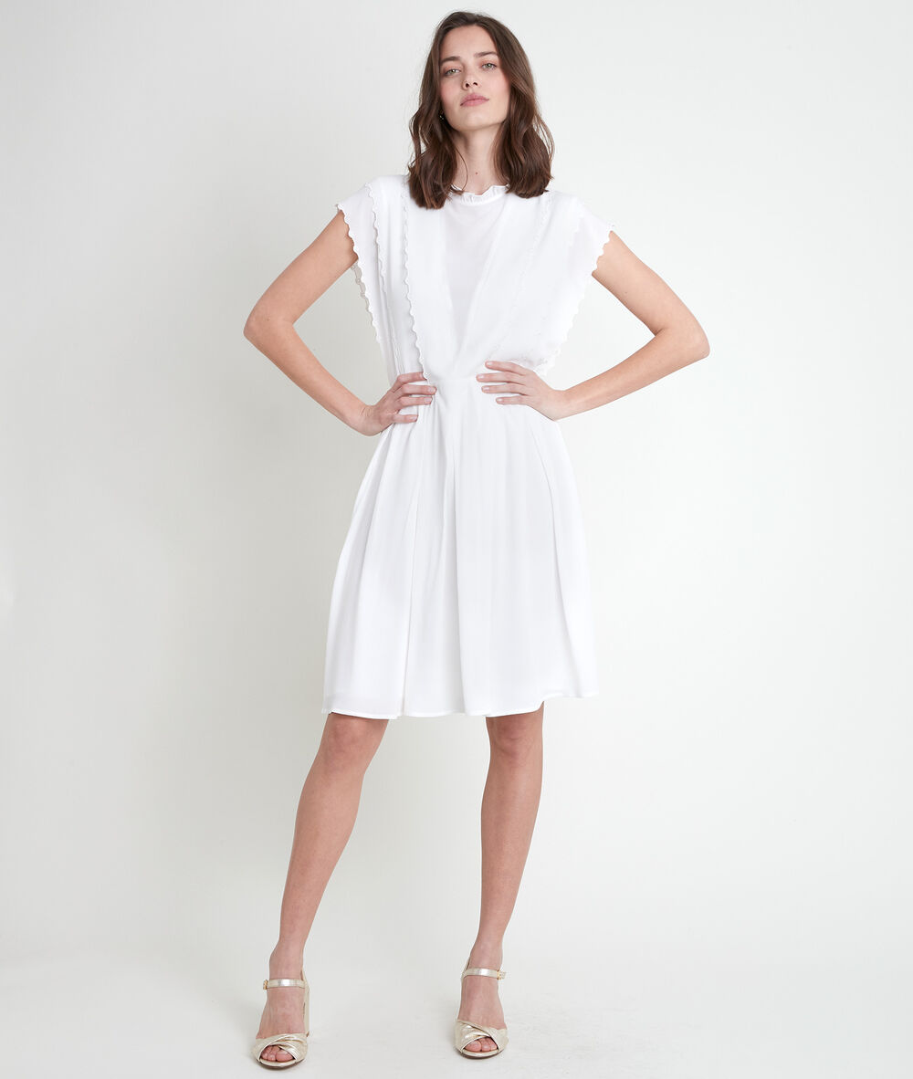 Ecrufarbenes kleid mit stickerei mounia ecru.