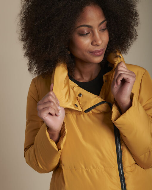 Safranfarbene Steppjacke mit Rollkragen Poline (2) - Maison 123