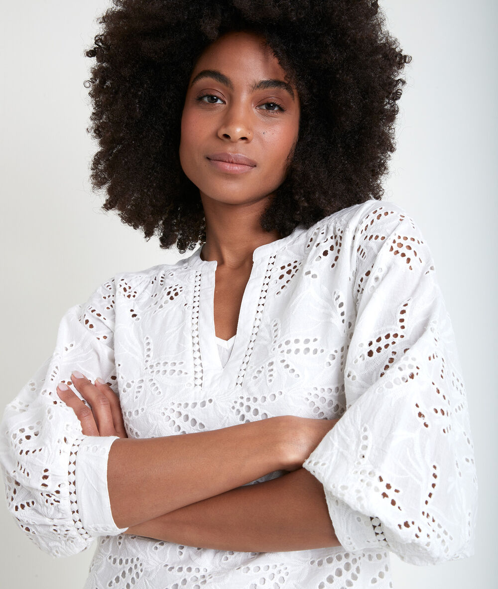 Blouse en coton brodé écru tebene ecru.