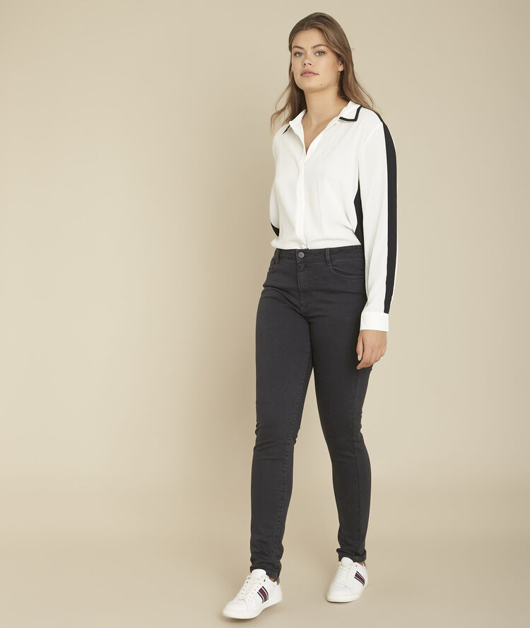 L'iconique slim : jean chiné suzy chine moyen.