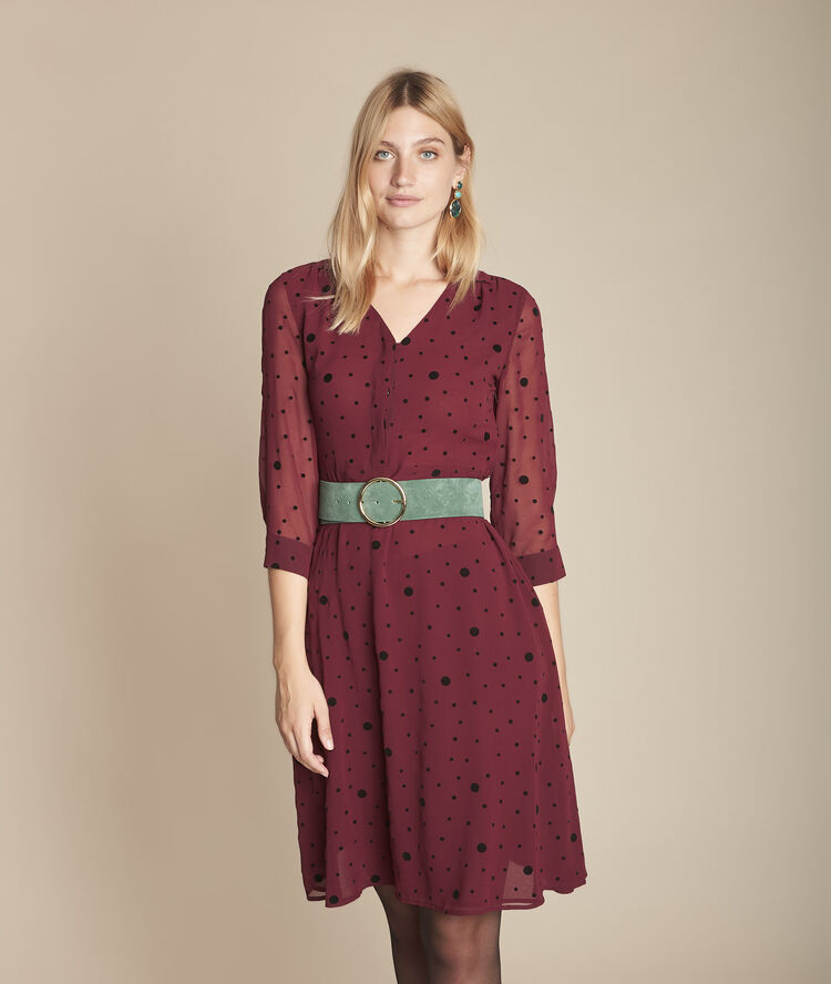 Granaatrode jurk met stippenprint ista grenat.